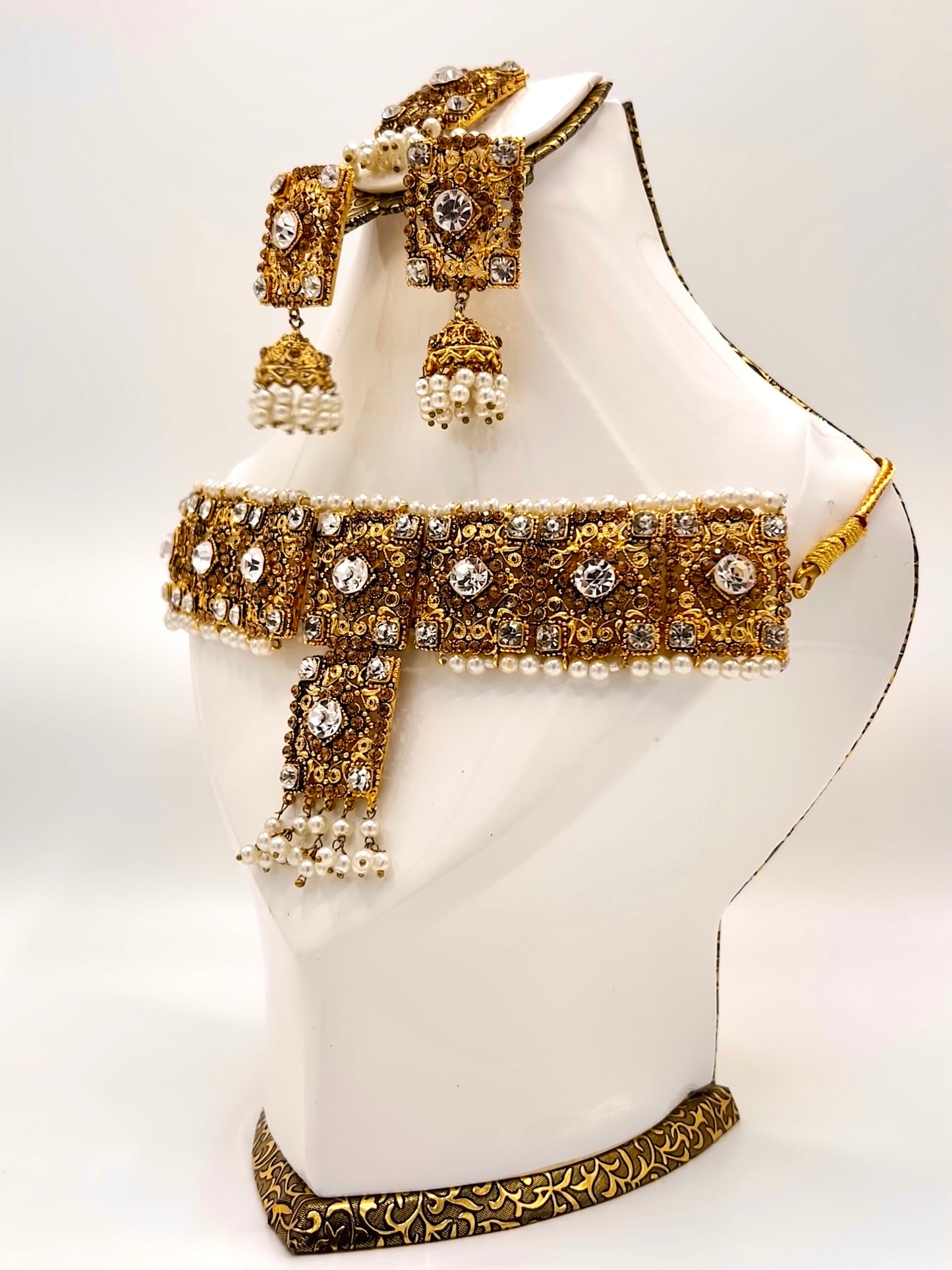 Turkish Design Elegant Bridal Choker Set